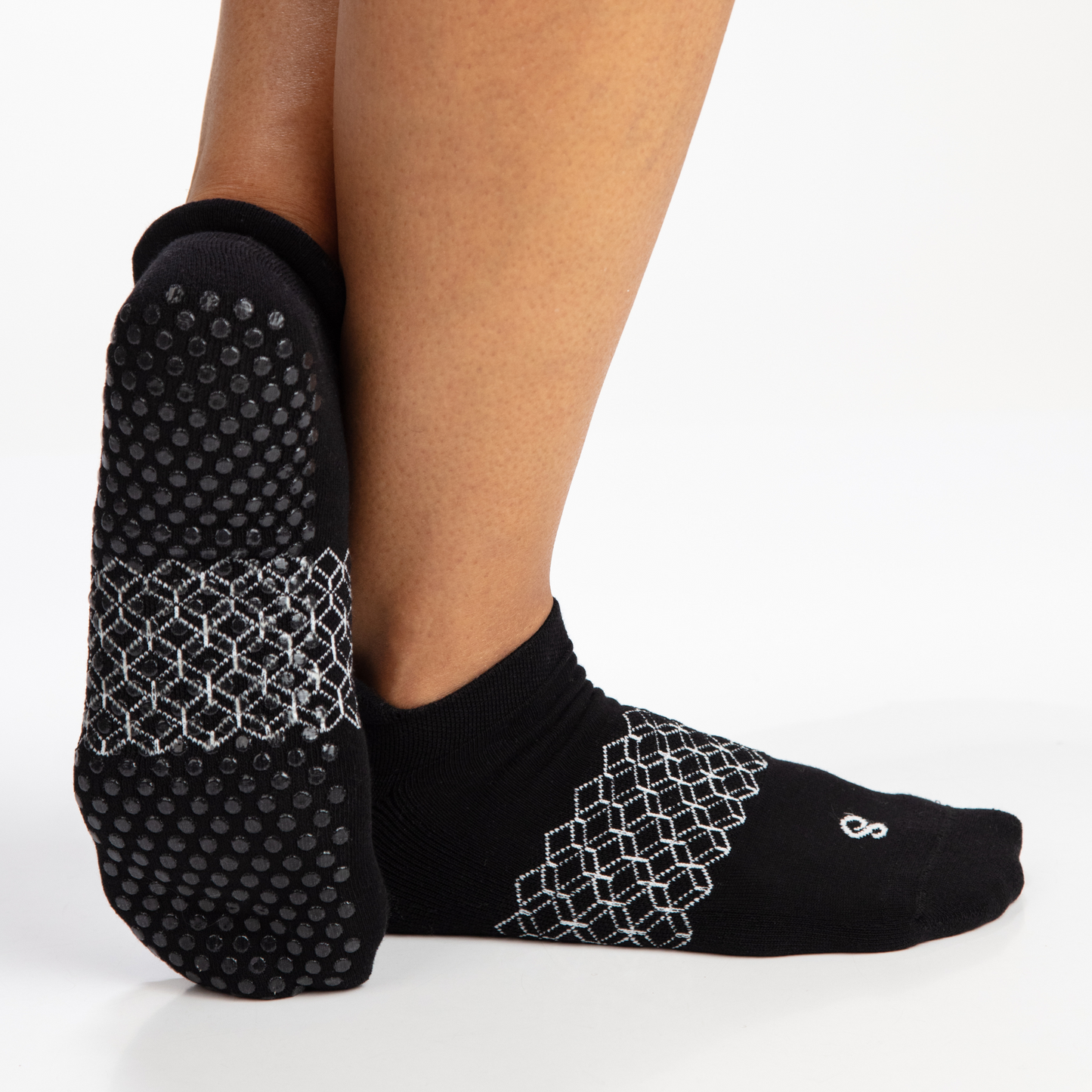 Organic Cotton Ankle Tab Grip Socks - Black - 3 Pairs
