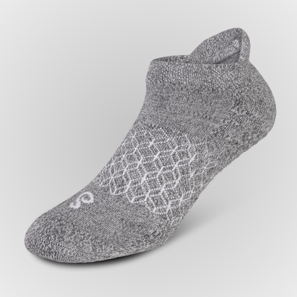 Photo Gray Organic Cotton Ankle Tab Grip Sock with geometric lines 